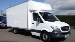 ciężarówka transport dystrybucyjny