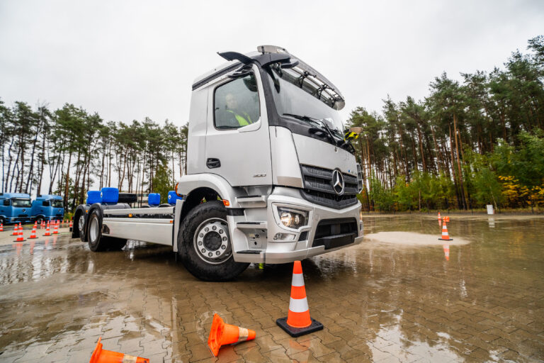 Tomasz Binder zwycięzcą Wielkiego Finału Ligi Kierowców 2025!